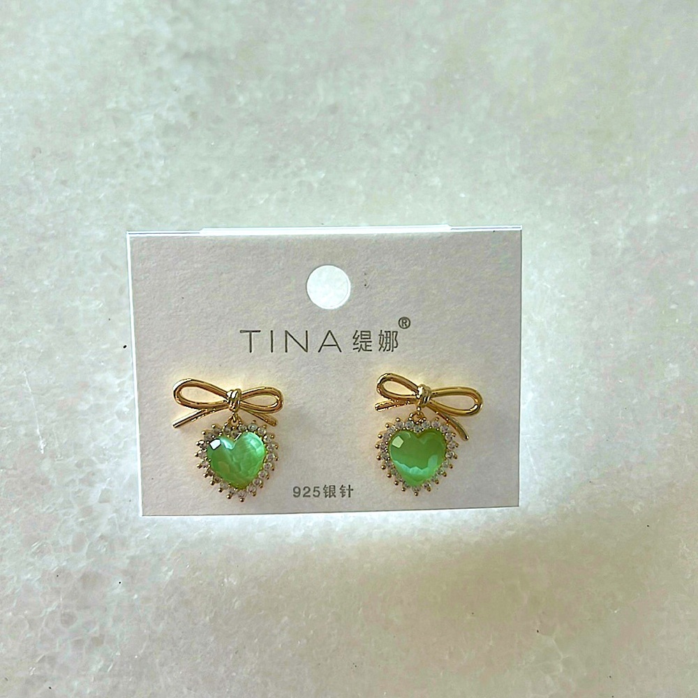 Natural cat eye stone earring with S925 post-needle silver
